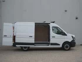 Renault Master (2024) thumbnail 4