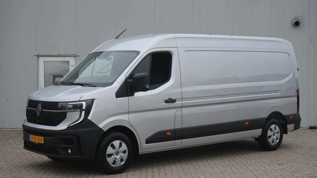 Renault Master (2024) — foto 1