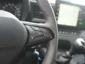 Renault Master (2024) thumbnail 17