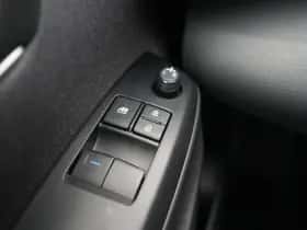 Toyota Yaris (2023) thumbnail 22