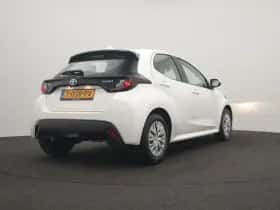 Toyota Yaris (2023) thumbnail 6