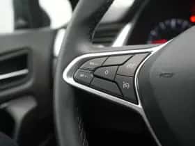 Renault Captur (2022) thumbnail 16