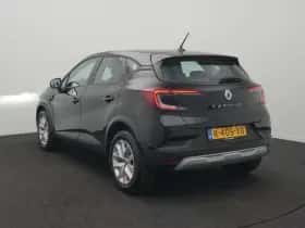 Renault Captur (2022) thumbnail 3