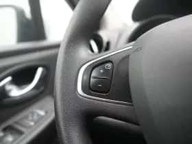 Renault Clio (2016) thumbnail 18