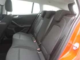 Ford Focus (2022) thumbnail 14