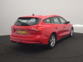 Ford Focus (2022) thumbnail 4