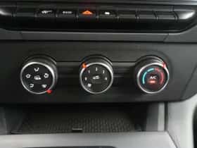 Renault Kangoo (2022) thumbnail 25