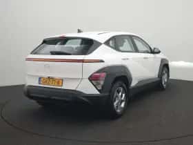 Hyundai Kona (2024) thumbnail 4