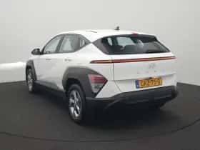 Hyundai Kona (2024) thumbnail 3