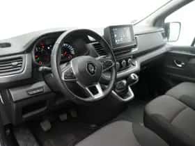 Renault Trafic (2022) thumbnail 17
