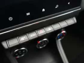 Renault Captur (2023) thumbnail 26