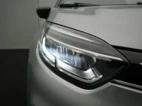 Renault Captur (2018) thumbnail 10