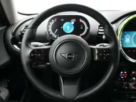 MINI Clubman (2023) thumbnail 17