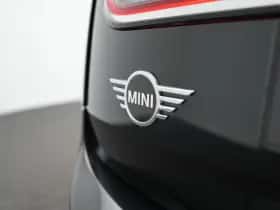 MINI Clubman (2023) thumbnail 10