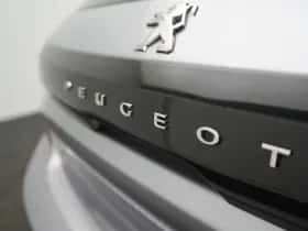 Peugeot 208 (2022) thumbnail 9