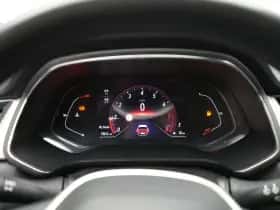Renault Captur (2020) thumbnail 23