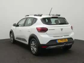 Dacia Sandero Stepway (2021) thumbnail 3