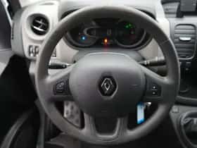 Renault Trafic (2019) thumbnail 19