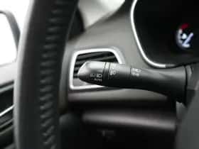 Renault Mégane (2019) thumbnail 17