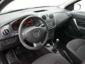 Dacia Logan (2016) thumbnail 12