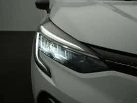 Renault Clio (2022) thumbnail 9