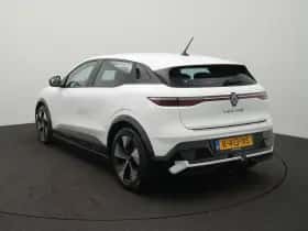 Renault Mégane E-Tech (2022) thumbnail 3