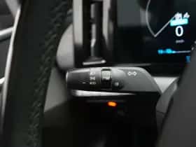 Renault Mégane E-Tech (2022) thumbnail 22