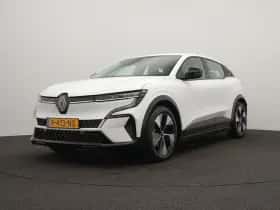 Renault Mégane E-Tech (2022) thumbnail 5