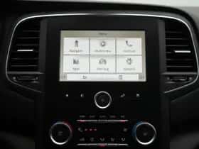 Renault Mégane (2017) thumbnail 24