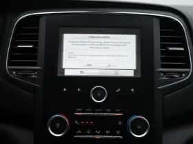 Renault Mégane (2017) thumbnail 27