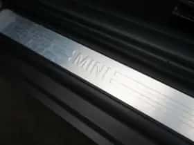 MINI One (2018) thumbnail 13