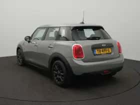 MINI One (2018) thumbnail 3