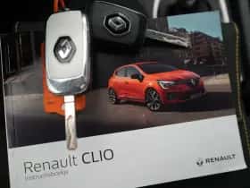 Renault Clio (2022) thumbnail 32