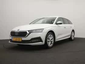 Škoda Octavia (2022) thumbnail 5