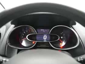 Renault Clio (2019) thumbnail 24