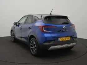 Renault Captur (2022) thumbnail 3