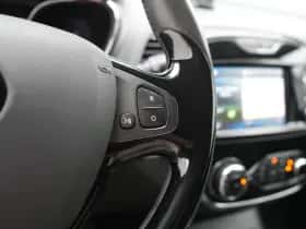 Renault Captur (2015) thumbnail 17