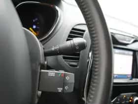 Renault Captur (2015) thumbnail 19