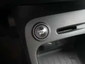 Renault Captur (2015) thumbnail 23