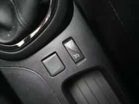 Renault Captur (2015) thumbnail 24
