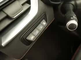 Renault Clio (2019) thumbnail 18