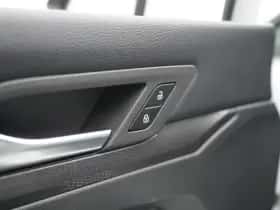 Volkswagen Golf (2021) thumbnail 17