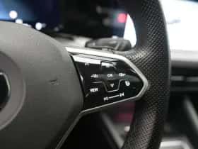 Volkswagen Golf (2021) thumbnail 20