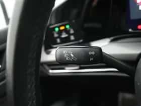 Volkswagen Golf (2021) thumbnail 24