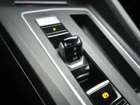 Volkswagen Golf (2021) thumbnail 27