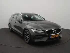Volvo V60 (2021) thumbnail 2