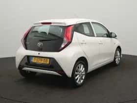 Toyota Aygo (2018) thumbnail 4