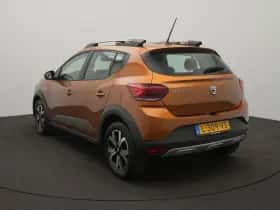 Dacia Sandero Stepway (2021) thumbnail 3