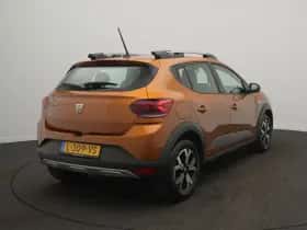 Dacia Sandero Stepway (2021) thumbnail 4