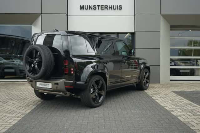 Land Rover Defender (2025) thumbnail 2